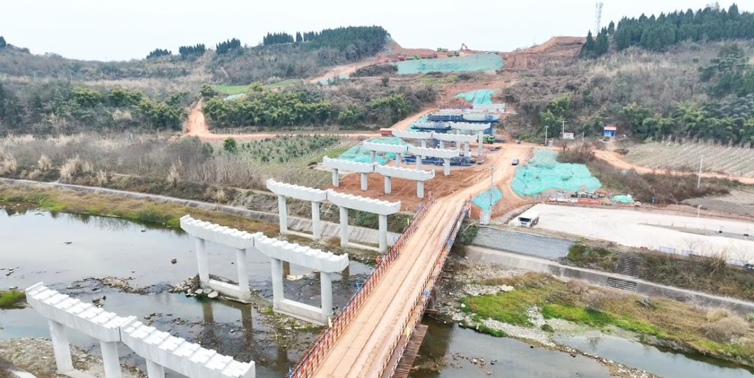 双向六车道！德阳这条路改造扩容！80km/h免费敞跑！