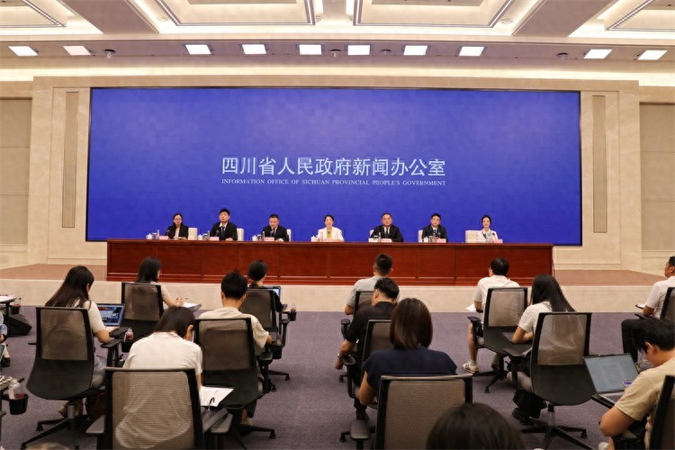 德阳全力打造“近悦远来，主客共享”的国际旅游城市